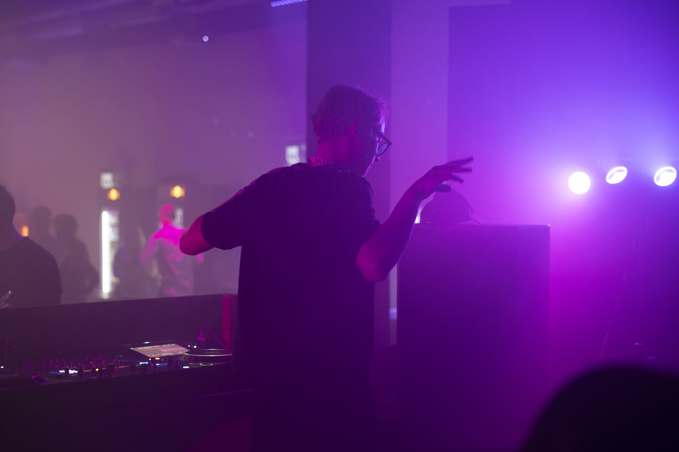 SPETi at the decks